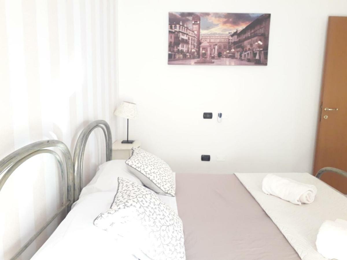 Gatto Romeo Apartments Verona Exterior photo